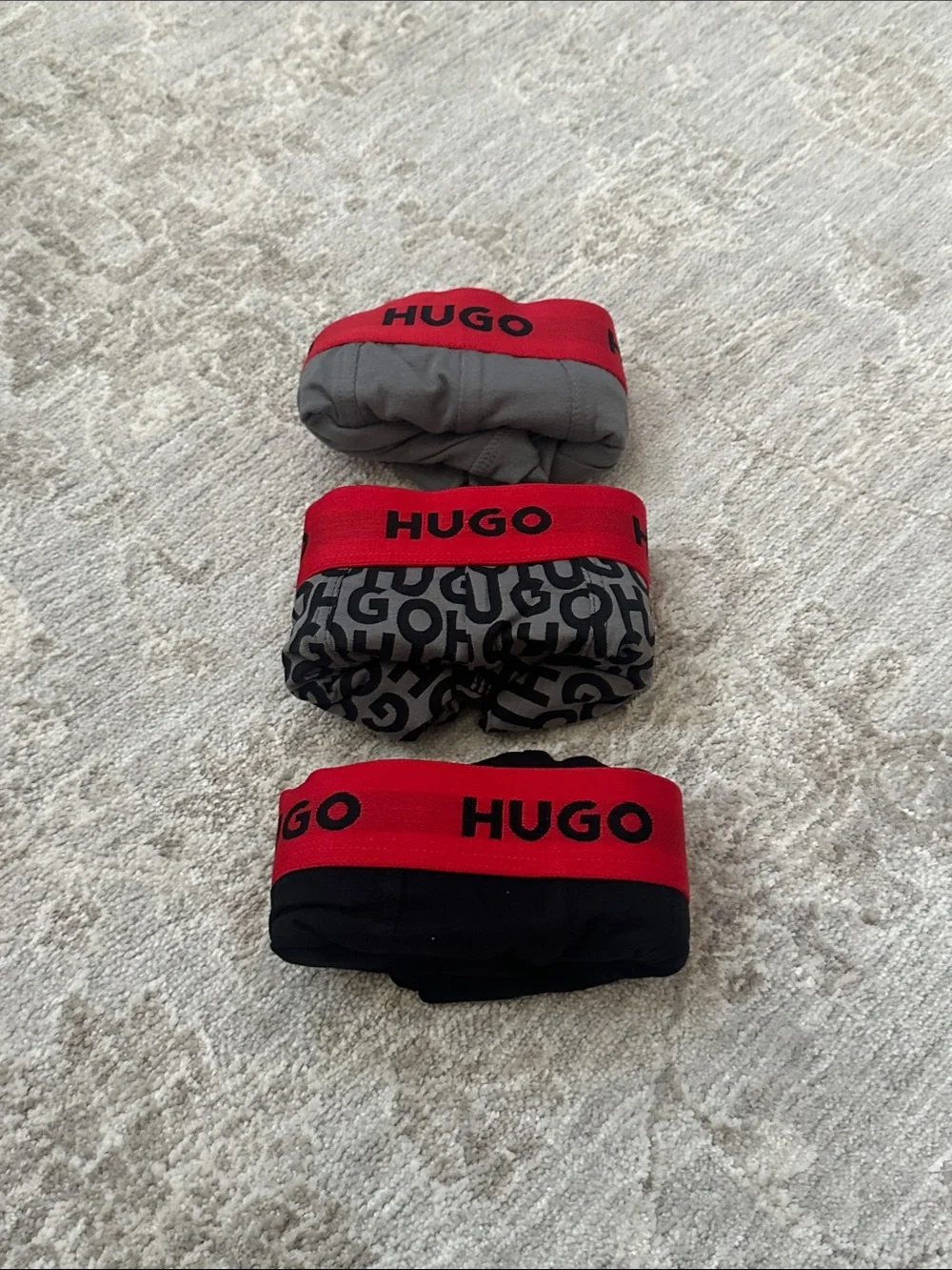 HUGO Men’s Medium Triplet Pack Trunks Boxer with red Branded Waistband. NWT’s.